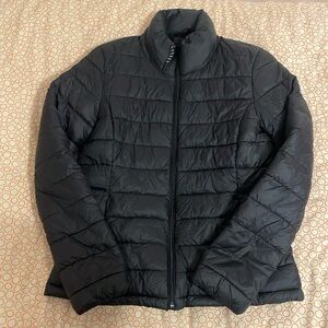 GAP Short Puffer Jacket in Black Size Small